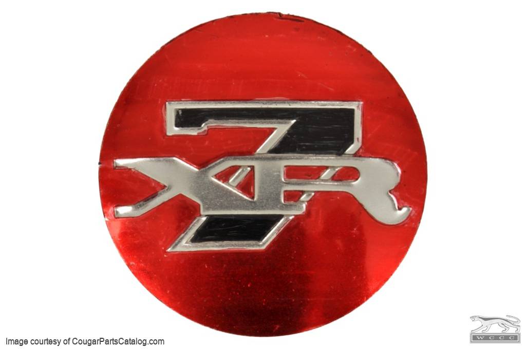 Center Cap - Emblem - XR7 - Used ~ 1967 - 1968 Mercury Cougar - 12-0094