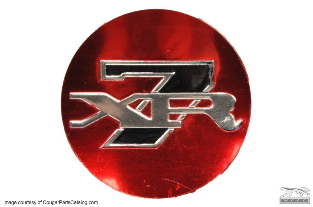 Center Cap - Emblem - XR7 - Used ~ 1967 - 1968 Mercury Cougar - 12-0094