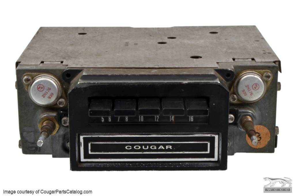 Radio - AM 8-Track Stereo - Non-Functional - Used ~ 1970 Mercury Cougar / 1970 Ford Mustang - 19527