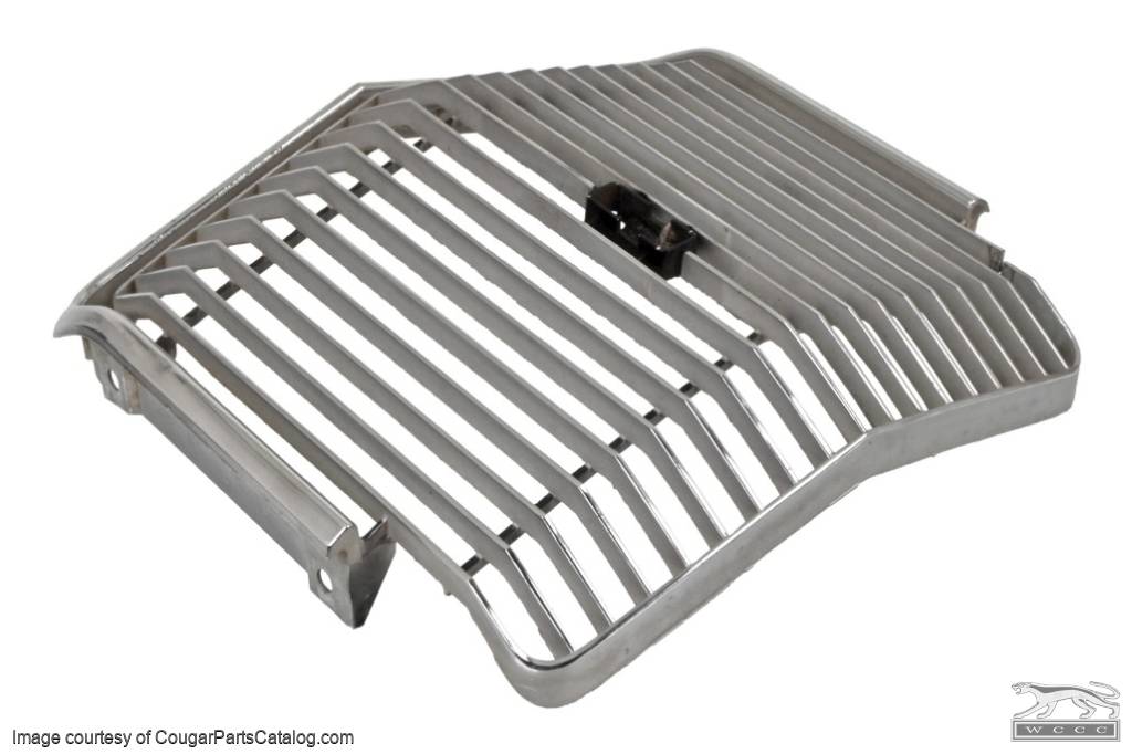 Grille - Center - Grade A - Used ~ 1971 - 1972 Mercury Cougar - 19652