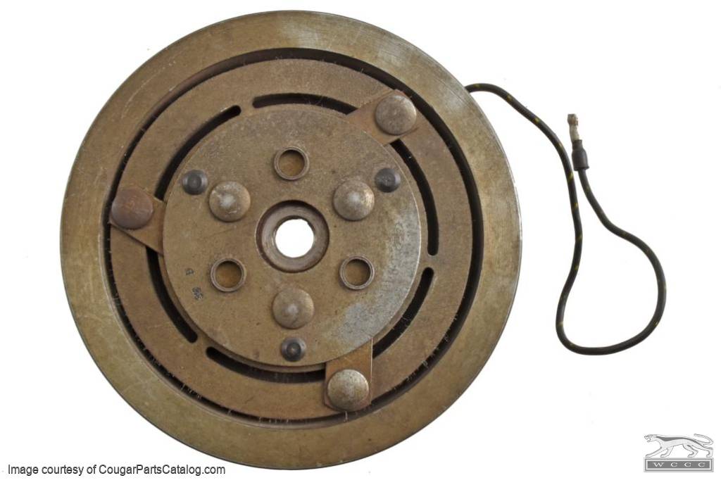 A/C Pulley and Clutch - 351W / 428CJ - C9AA-2981-D1 - Used ~ 1969 - 1970 Mercury Cougar / 1969 - 1970 Ford Mustang - 24561