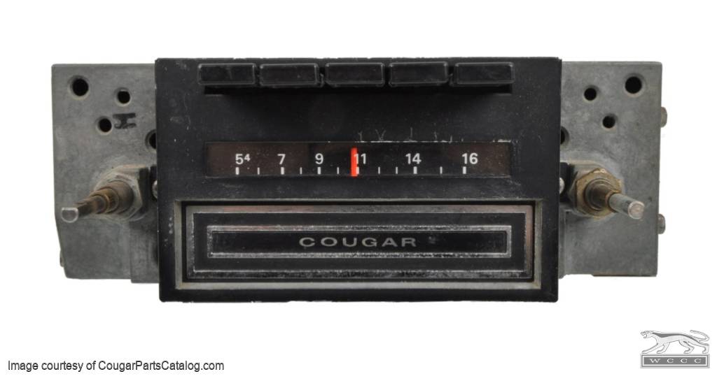 Radio - AM 8-Track Stereo - Non-Functional - Used ~ 1971 Mercury Cougar - 11248