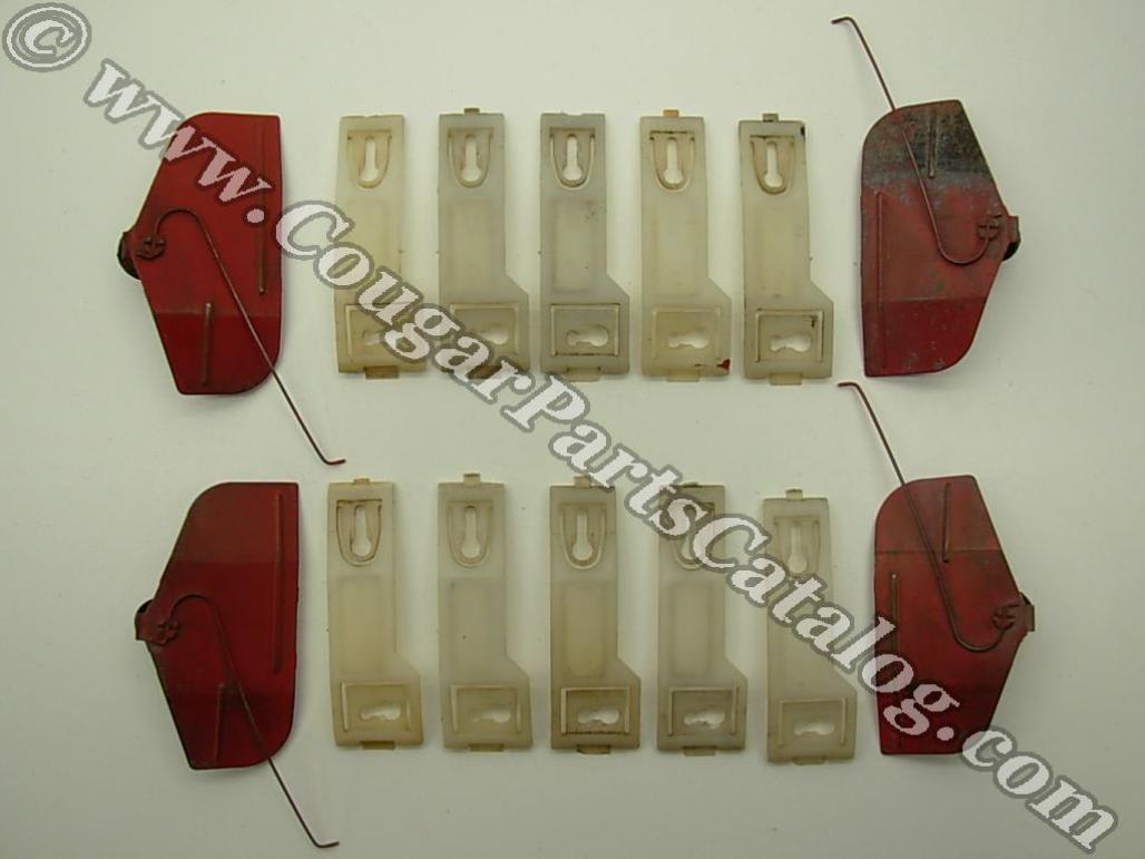 Clip Kit - Moulding / Trim - Rocker Panel - Used ~ 1969 Mercury Cougar - 15440